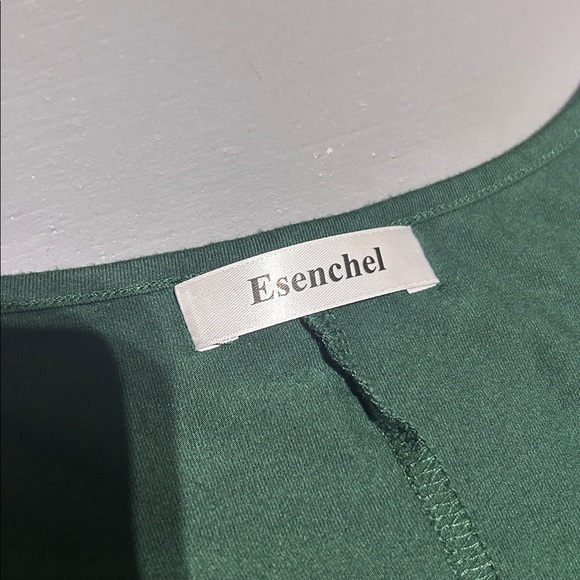 Esenchel Green Short Sleeve Shirt (Women’s XL) - Picture 6 of 8